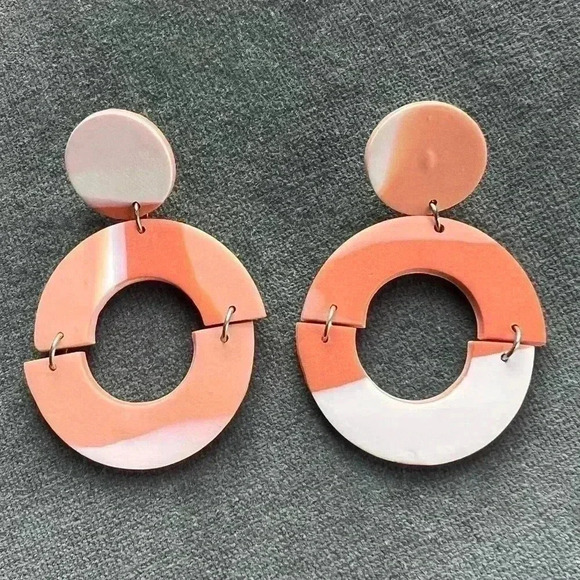 Clay earrings dangle circular modern orange colorful - Picture 5 of 5